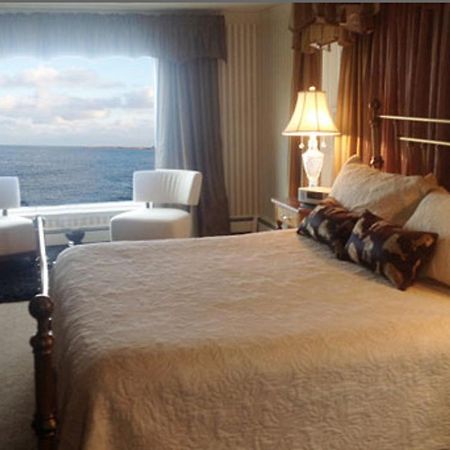 The Quarterdeck Inn By The Sea Rockport Exterior foto