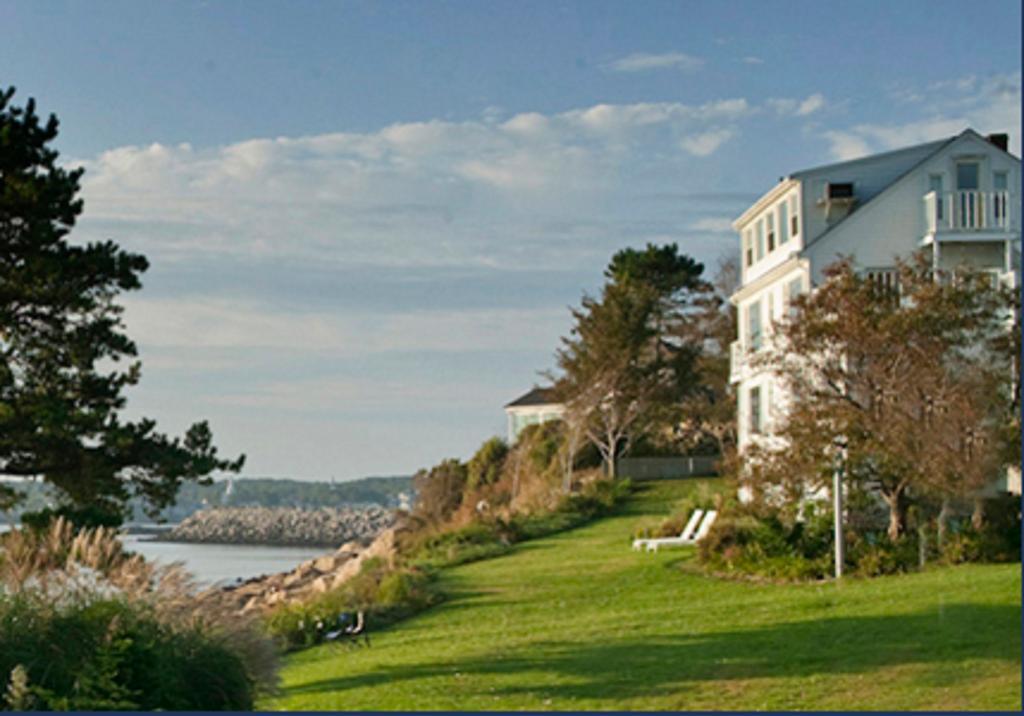 The Quarterdeck Inn By The Sea Rockport Exterior foto